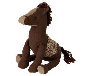 Pony, Medium