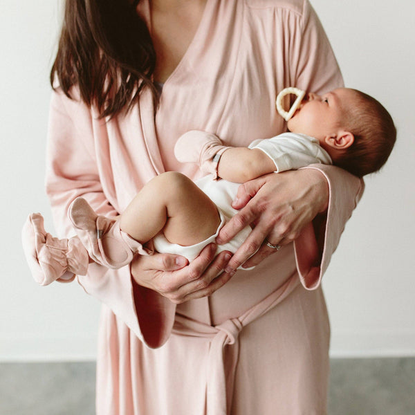 Stay On Baby Mitts - Rose