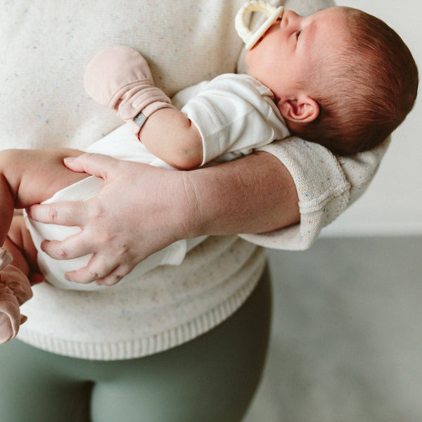Stay On Baby Mitts - Rose