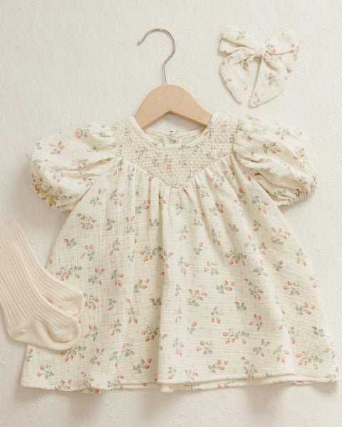 Bow || Strawberries