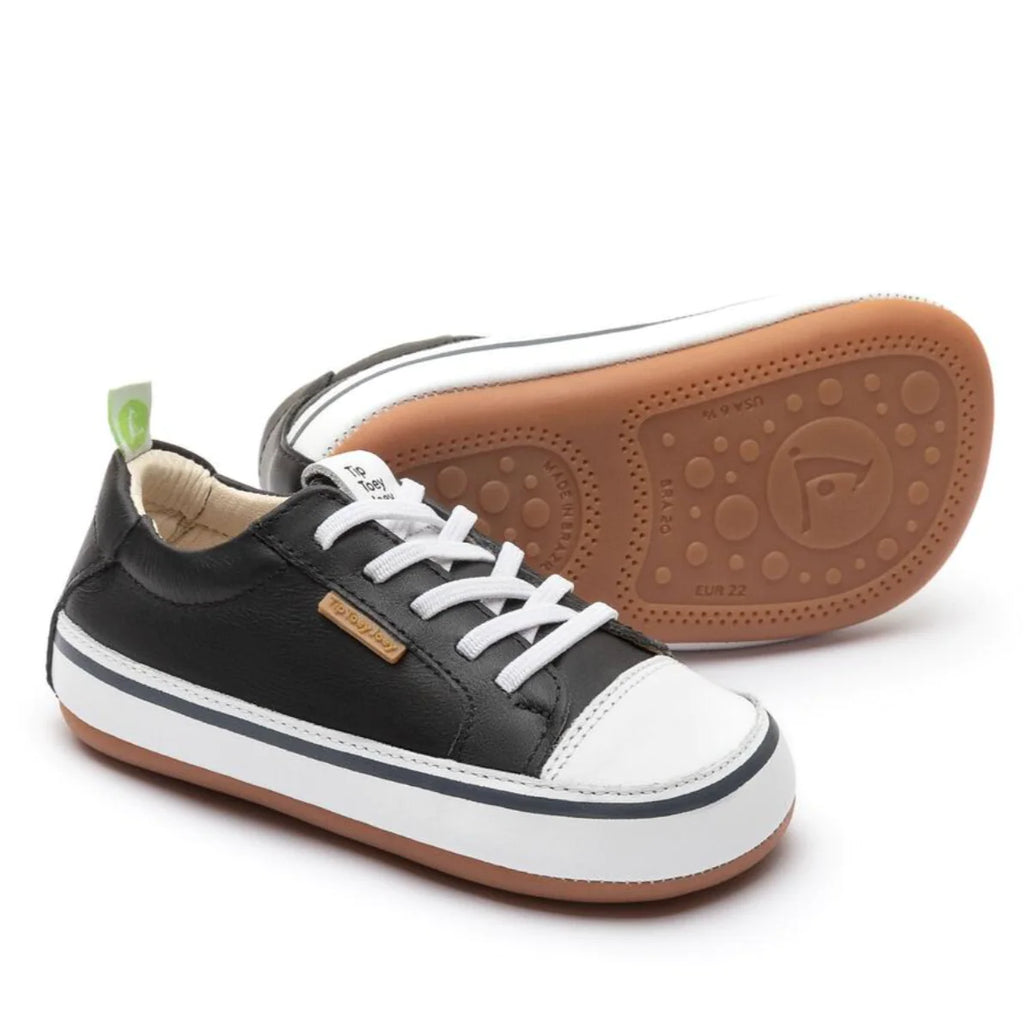 Funky Sneakers Black White 5