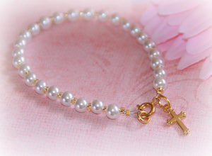 Infant Pearl Bracelet with Gold Cross (Clasp)