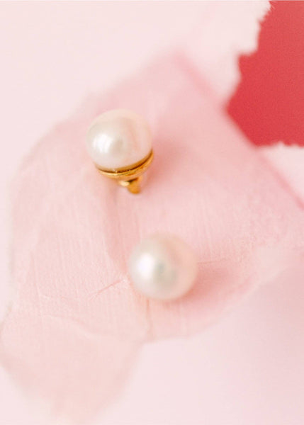 Fresh Water Pearl Stud Earrings