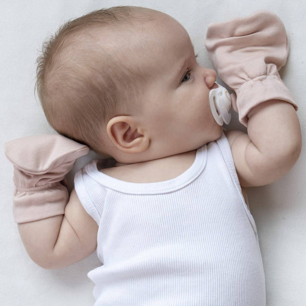Stay On Baby Mitts - Rose