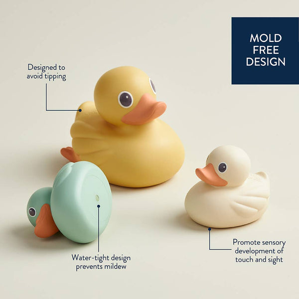 Itzy Ducky Family™ - Bath + Water Table Toys: Duck
