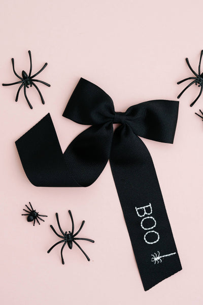 BOO! Bow