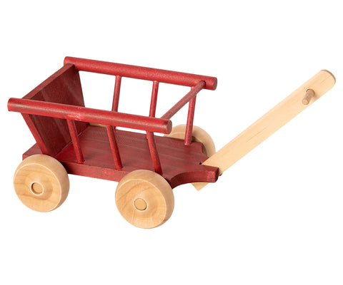 Dusty Red Wagon, Micro