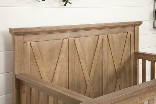Emory Farmhouse 4-in-1 Convertible Crib